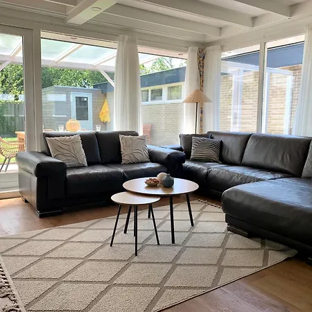 Stylish Coastal Retreat In Sint Maartenszee Vakantiehuis Sint Maartensvlotbrug