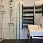 Vakantiehuis Stylish Coastal Retreat In Sint Maartenszee *